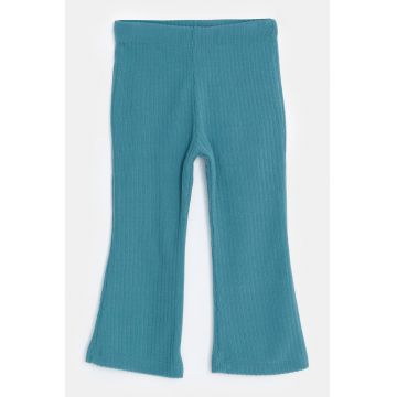 Pantaloni evazati din reiat