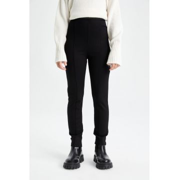 Pantaloni slim fit cu talie inalta