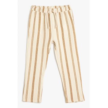Pantaloni texturati din bumbac cu model in dungi