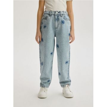 Reserved - Blugi mom fit cu aplicații 3D - albastru