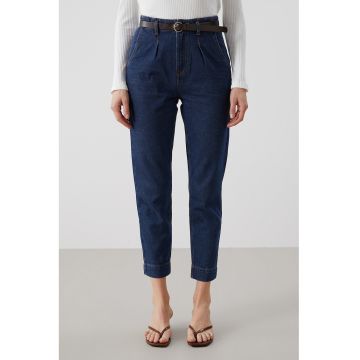 Blugi crop mom fit