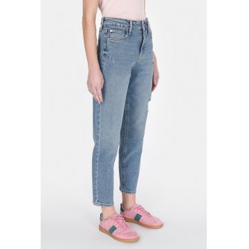 Blugi mom fit cu talie inalta