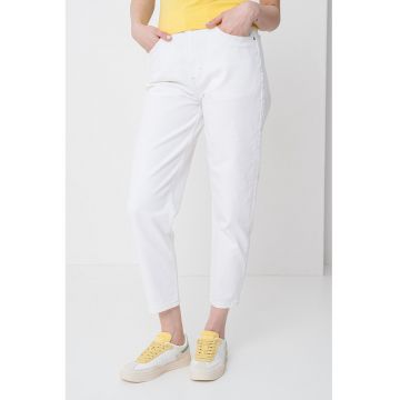 Blugi mom fit cu talie inalta