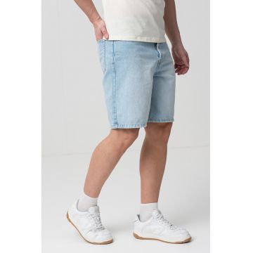Blugi scurti cu 5 buzunare
