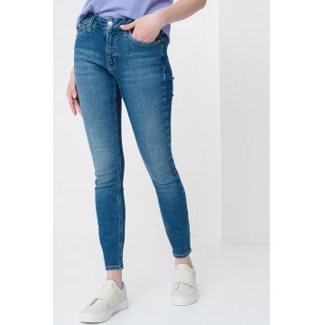 Blugi skinny cu talie medie