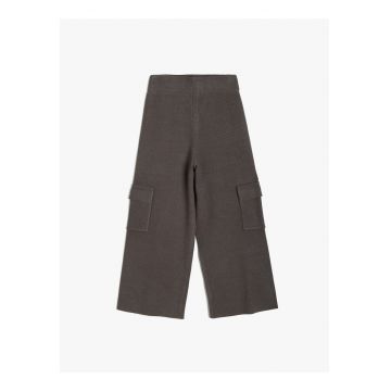 Pantaloni cargo cu croiala ampla