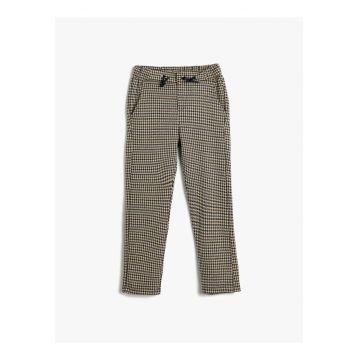 Pantaloni cu model si snur de ajustare