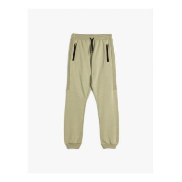 Pantaloni de trening cu buzunare cu fermoar