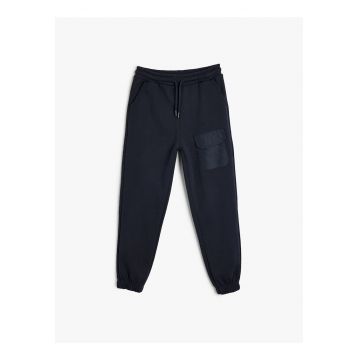 Pantaloni de trening cu snur de ajustare in talie