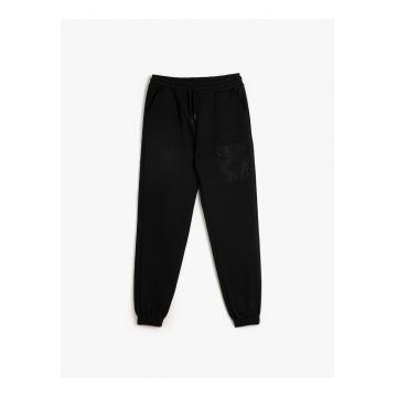Pantaloni de trening cu snur de ajustare in talie