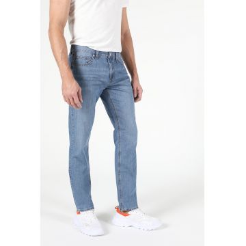 Blugi regular fit cu aplicatie logo
