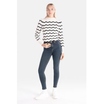 Blugi skinny cu talie inalta