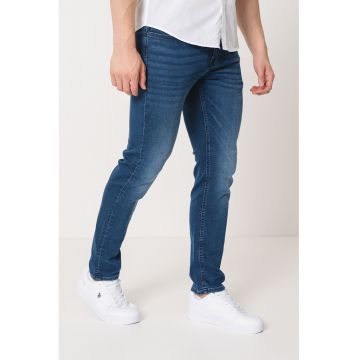 Blugi slim fit