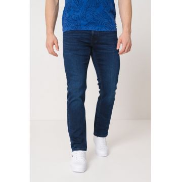 Blugi slim fit