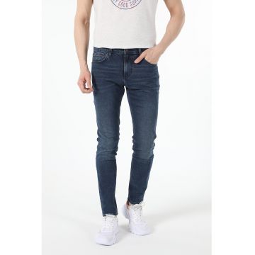 Blugi slim fit cu aplicatie logo