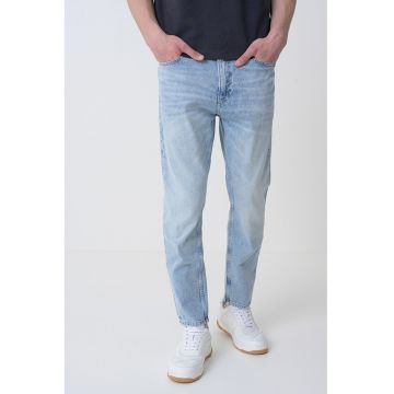 Blugi crop cu croiala dreapta