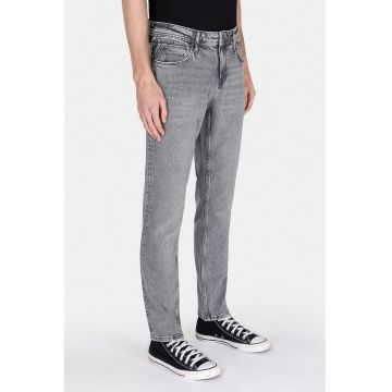 Blugi lungi slim fit