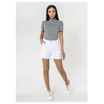 Blugi scurti cu terminatie rasucita P506-10 M7 - Alb 17369