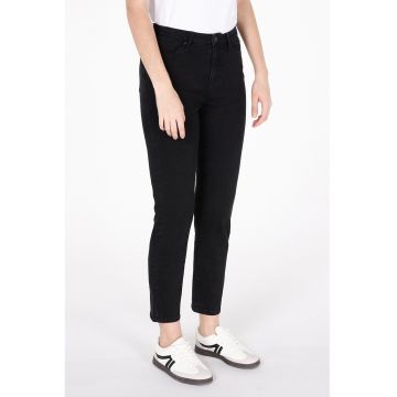 Blugi slim-fit 703 Carla
