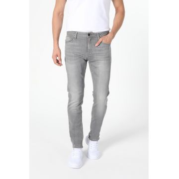 Blugi slim fit cu aspect decolorat