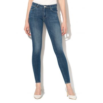 Blugi super skinny