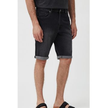Bermude din denim