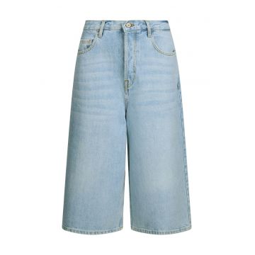 Bermude evazate de denim