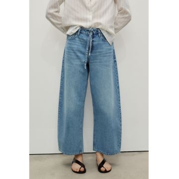 Blugi crop boyfriend fit