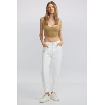 Blugi mom fit