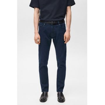 Blugi slim fit