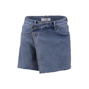 Fusta-pantalon cu terminatie deteriorata