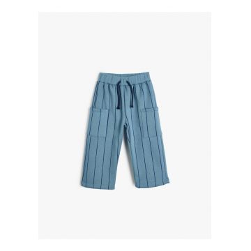 Pantaloni de trening cu model in dungi si snur de ajustare in talie