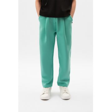Pantaloni de trening cu snur de ajustare si buzunare laterale