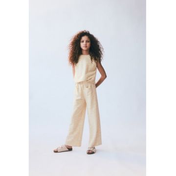 Pantaloni texturati cu buzunare
