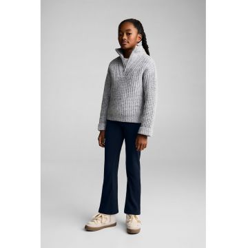 Pantaloni uni evazati
