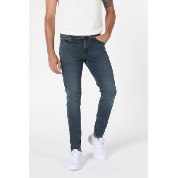 Blugi slim fit