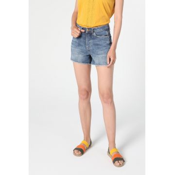 Pantaloni scurti slim fit din denim