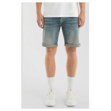 Q/S by s.Oliver Pantaloni scurti de blug barbati - John cu talie medie - Regular Fit - aspect decolorat - Albastru - W30