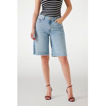 Bermude din denim cu terminatii franjurate
