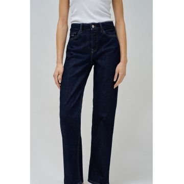 Blugi din denim cu croiala ampla
