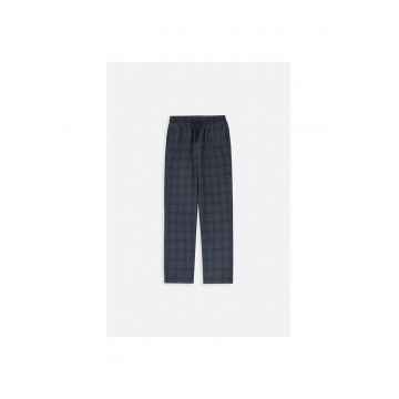Pantaloni cu model in carouri