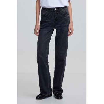 Pantaloni drepti cu talie inalta