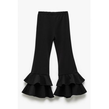 Pantaloni evazati cu volane