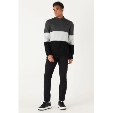 Blugi slim fit cu 5 buzunare
