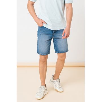 Blugi scurti relaxed fit cu talie medie