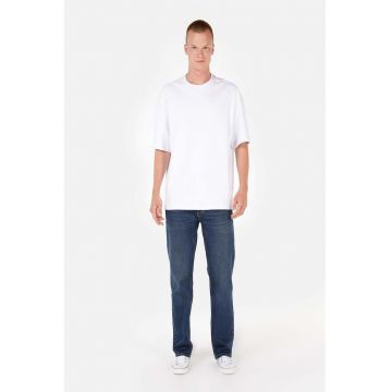 Blugi regular fit cu talie medie