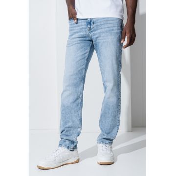 Blugi regular-fit din denim