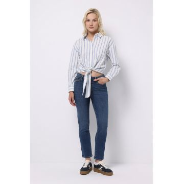 Blugi crop cu talie inalta