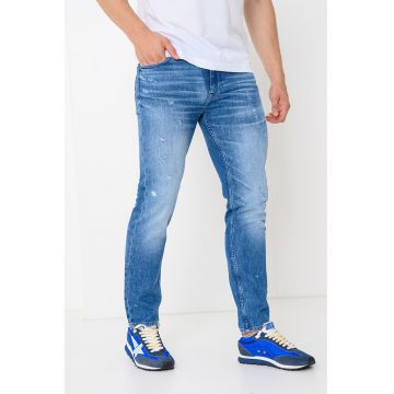 Blugi slim fit cu detalii cu aspect deteriorat