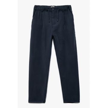 Pantaloni cu model uni si snur de ajustare in talie